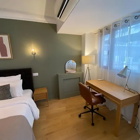 2br Berri Champs Elysees Παρίσι