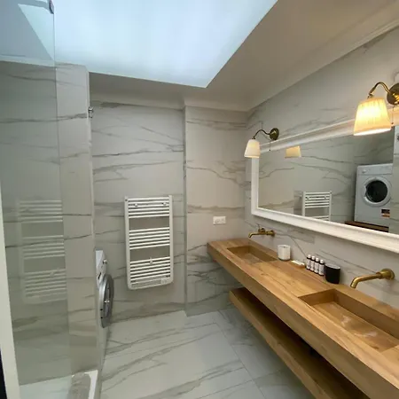 2br Berri Champs Elysees Διαμέρισμα *
